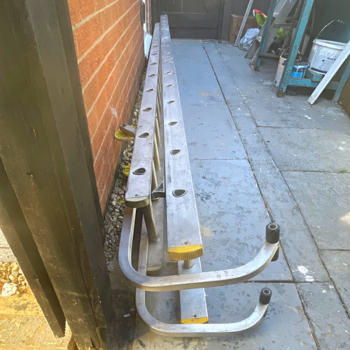 Aluminium extension ladder - extension,