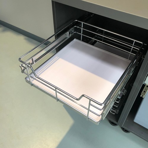Pull out solid base baskets - out,