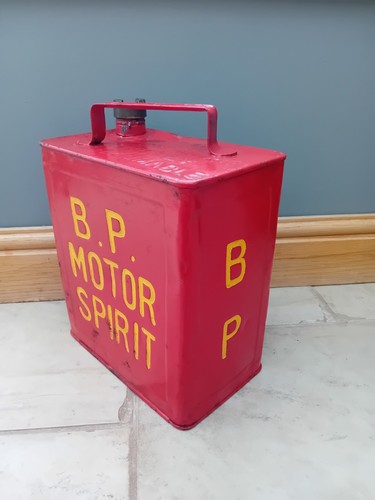 Early vintage gallon petrol - early,