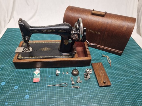 Antique hand cranked singer - hand,