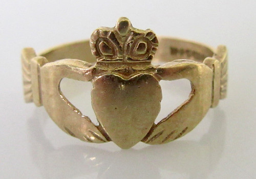 Gold claddagh ring - claddagh, vintage