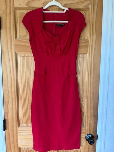 Stop staring red wiggle - stop, dress