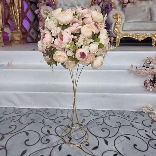 Wedding flower centre pieces - flower,