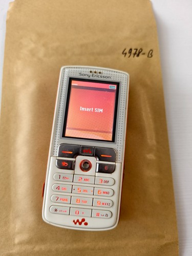 Sony ericsson w800i - w800i, 1st