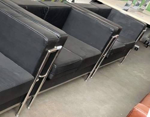 Cassina lc2 sofa le - cassina,