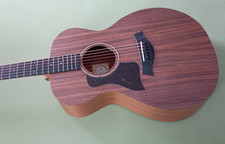 Taylor Academy Series 22e LH - Lefthand Steelstring with Preamp + Gig Bag