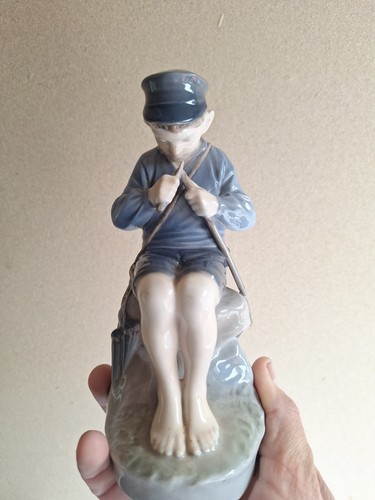 Royal copenhagen figure a - royal,