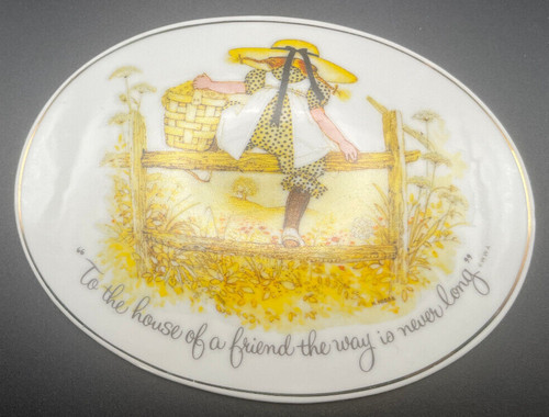 Holly hobbie porcelain plaque - hobbie,