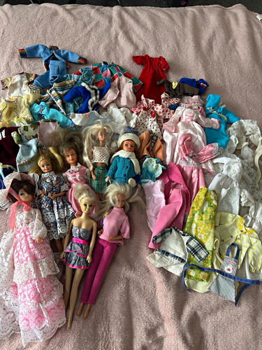 Barbie and sindy type - barbie,