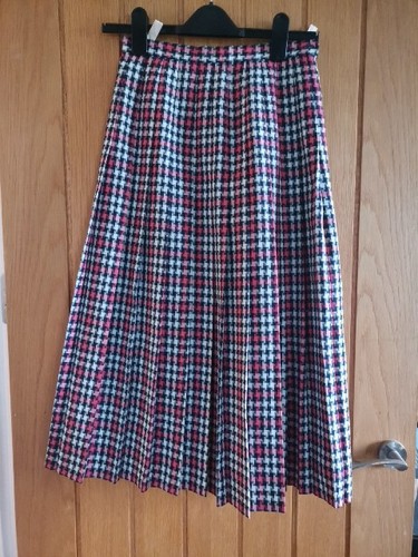 Alexon pleated skirt size - skirt,