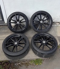 19" genuine VW Pretoria Alloys
