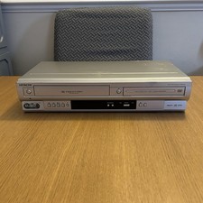 Hitachi DV-PF4E Combo VCR DVD