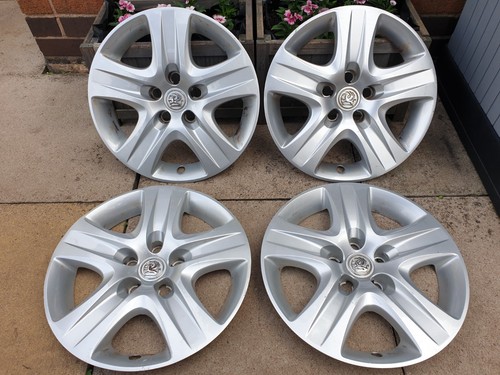 Vauxhall wheel trims hub - wheel,