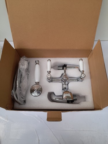 Traditional bathtub mixer - bathtub,