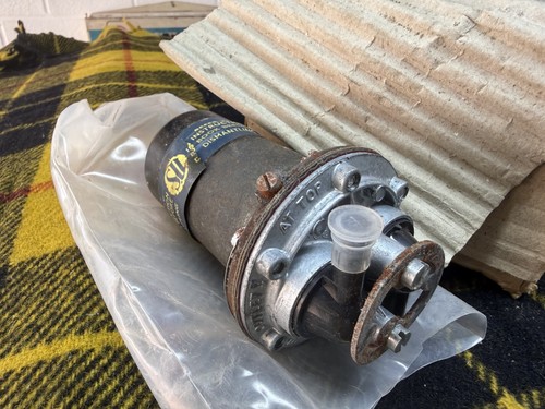 Fuel pump auf 201 - pump,