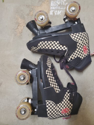 Circle society retro checker - circle,
