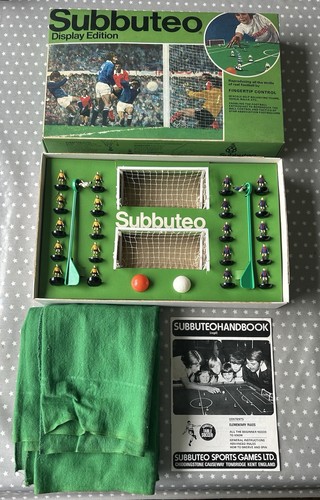 Vintage subbuteo display - vintage,