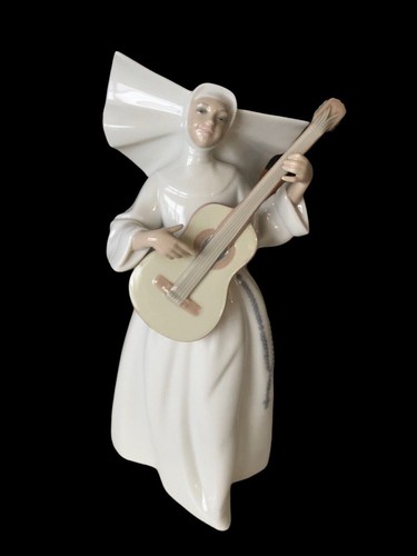 Lladro sister with guitar - sister,