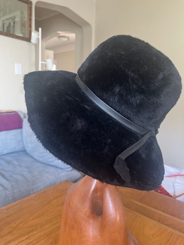 Vintage john frederics - frederics, duchess