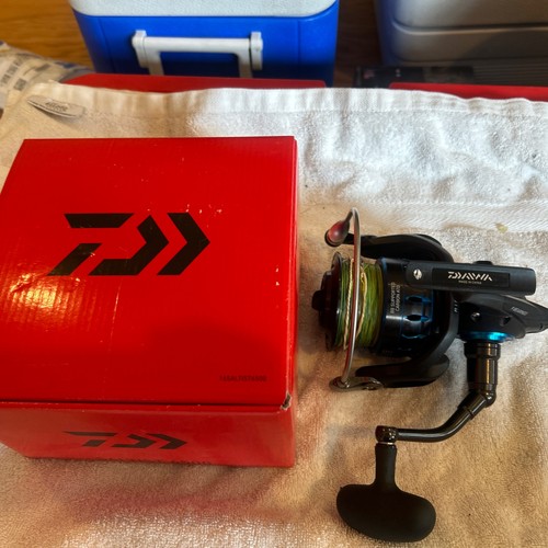 Daiwa saltist spinning reel - saltist,