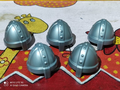 Playmobil helmets medieval - helmets,