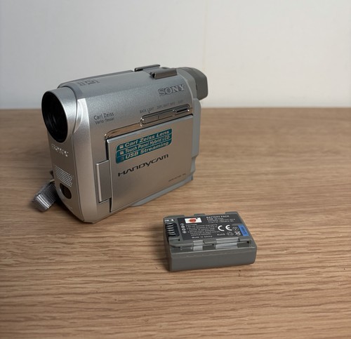 Sony handycam dcr hc18e video - sony,