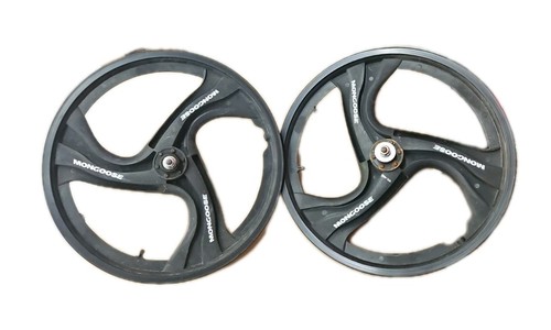 Mongoose tri spoke - 20",