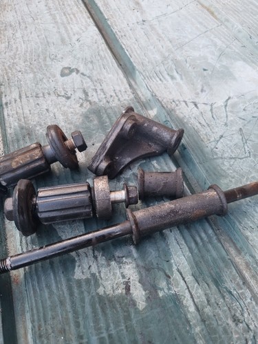 Kawasaki zzr600d engine bolts - kawasaki,