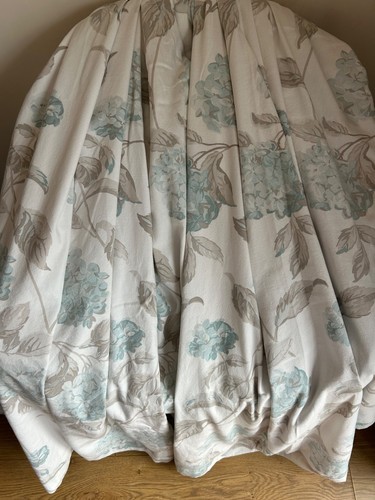 Lovely original laura ashley - lovely,