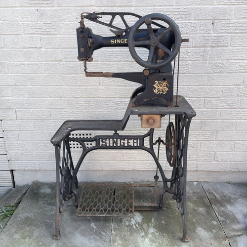 Singer 29k leather - singer,