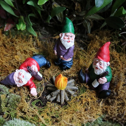 Garden gnome statue - gnome,