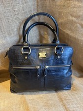 Modalu Pippa Handbag In Black