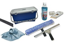 WINDOW CLEANING SET WITH 22