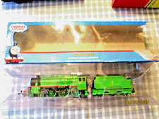 HORNBY 00 GAUGE -THOMAS &