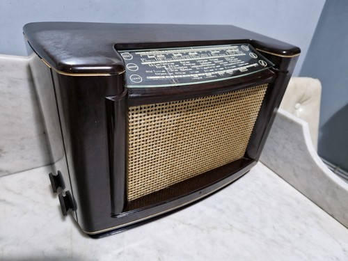 Vintage bakelite valve - vintage, radio