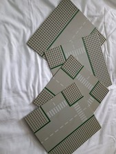 4 pieces of LEGO road