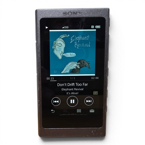 Sony a35 16gb walkman - sony,