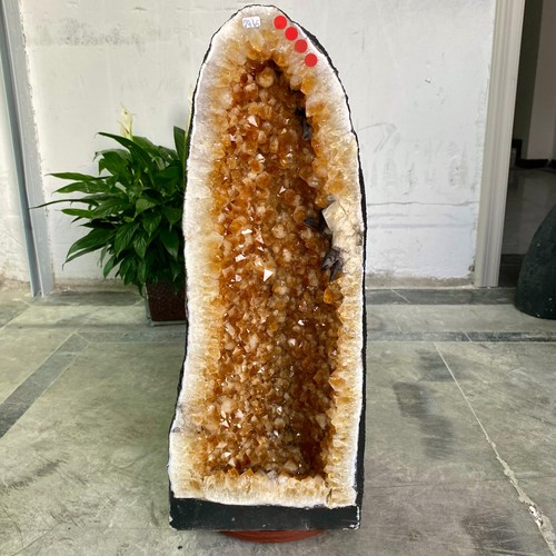 32lb natural citrine geode - 65.32lb,