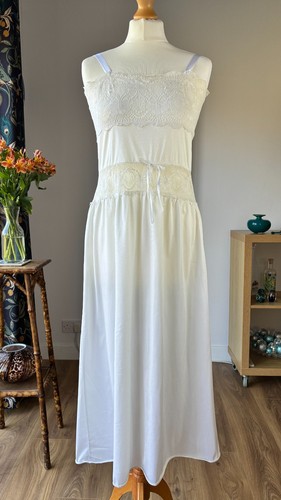 Vintage 1970s ivory - vintage, nylon