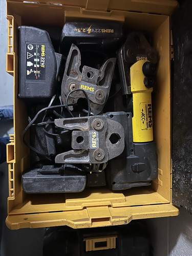 Rems acc 22v 5ah cordless - 2.5ah,