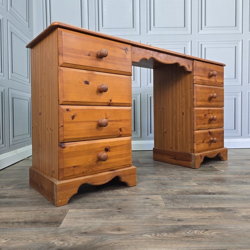 Vintage pine desk - pine, twin