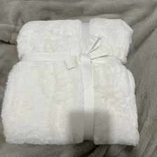 M&S Super Soft Faux Fur Throw Size Large