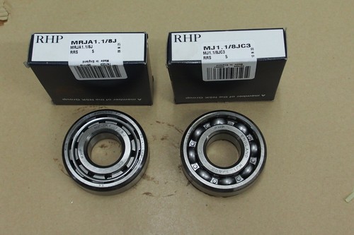 Pair triumph main - triumph,