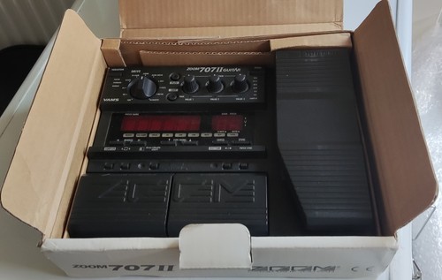 Zoom 707 guitar - ii, fx