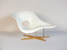 Vitra Eames La Chaise Lounge Chair Vitra Design Museum Miniatures Collection