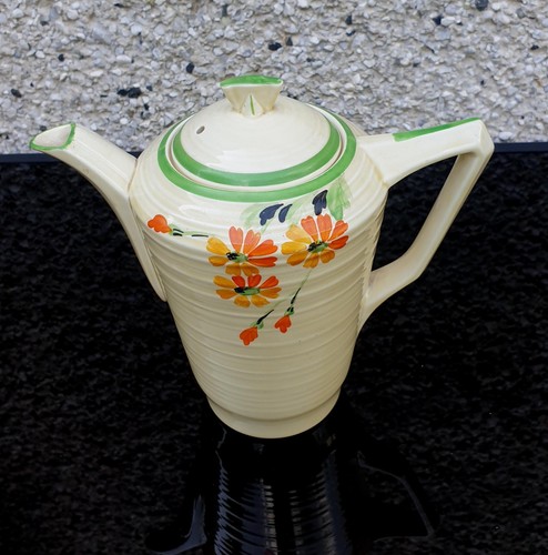 Crown ducal cream green - crown,
