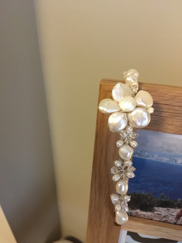 Swarovski crystal freshwater - &,