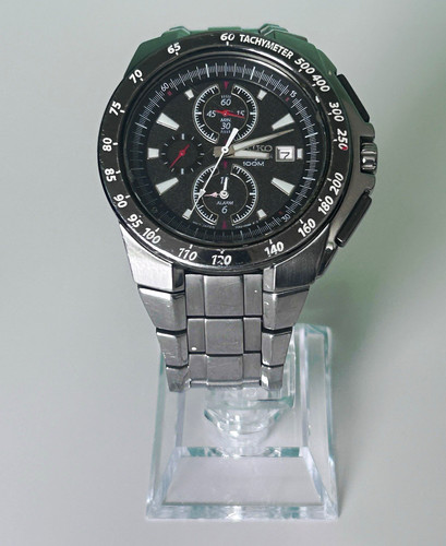 Seiko quartz chronograph - seiko,