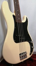 Fender Japan Precision Bass