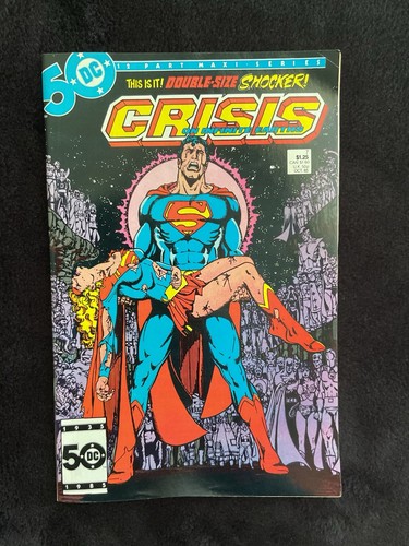 Crisis infinite earths 7 - earths, #7